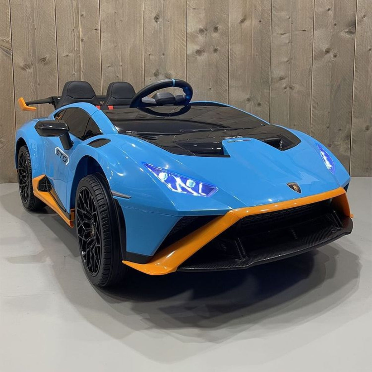 11CART Lamborghini Huracan Kids Electric Ride-On Car