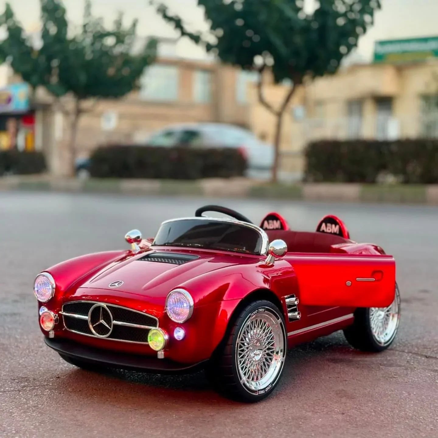 Kids Electric Vintage Mercedez Benz Ride On Sports Car
