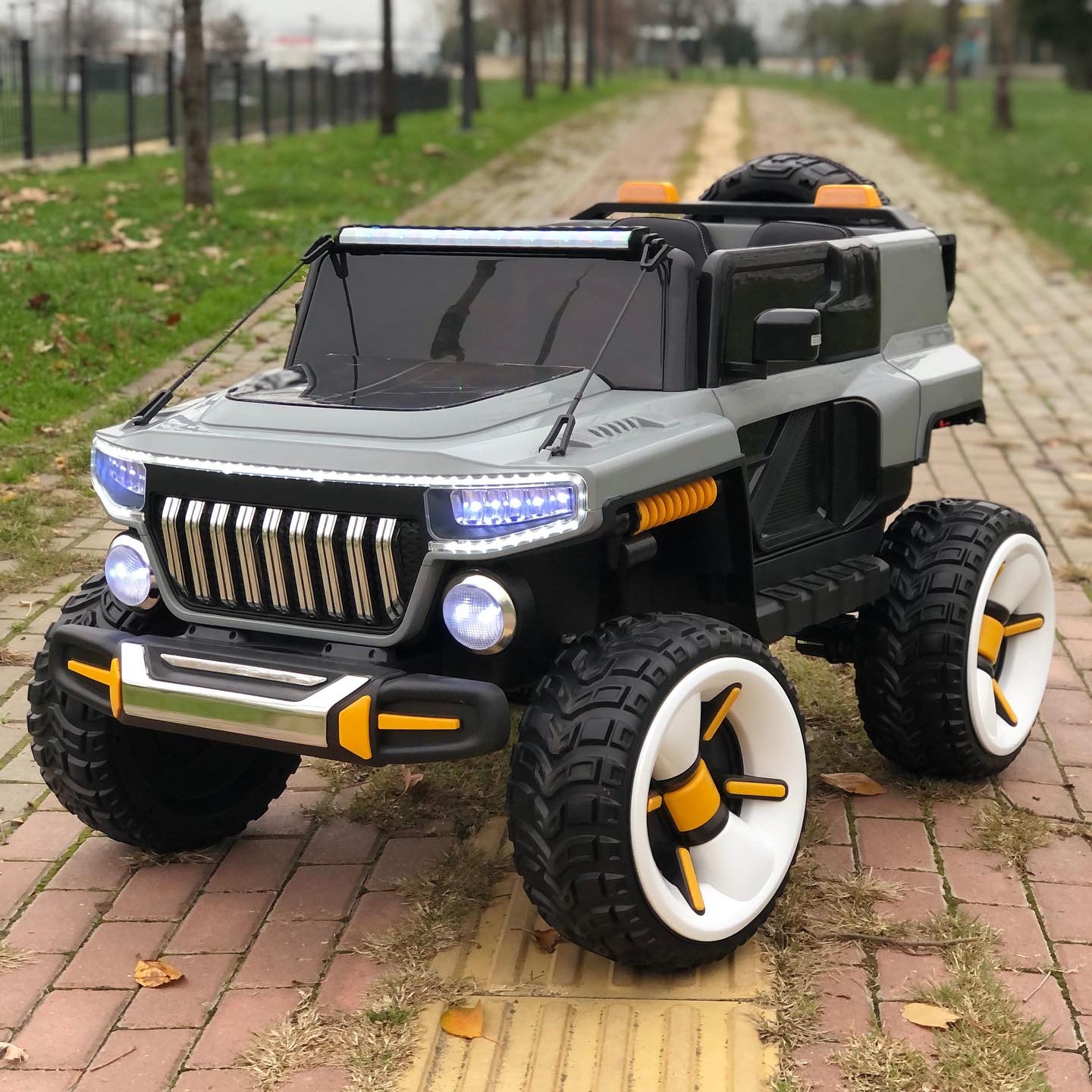 Polaris 5388 Kids Jeep Heavy Duty With 150 Kg Weight Capacity