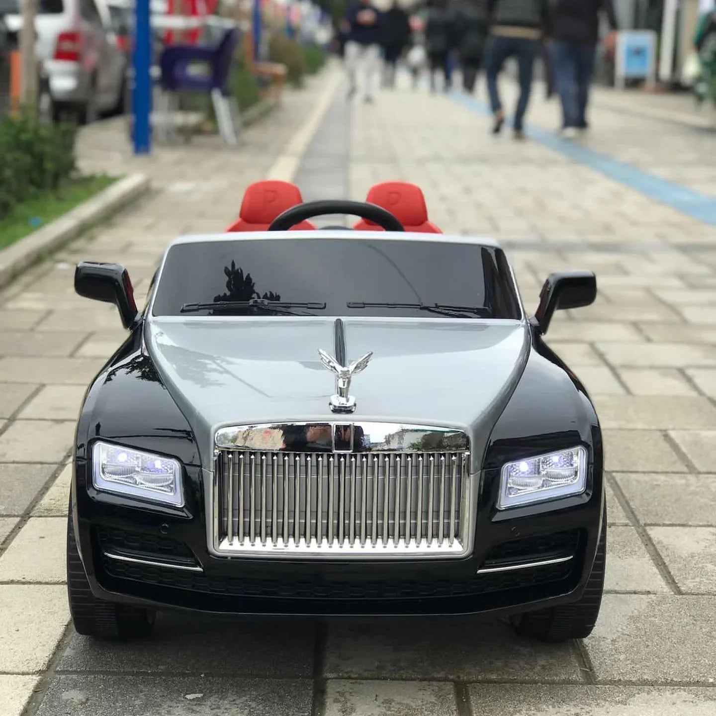 Rolls Royce Rechargeable Ride on Car for Kids & Toddlers with Remote Control - Black