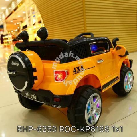 12V Ride on Compass Jeep with Remote for Toddlers - 11Cart