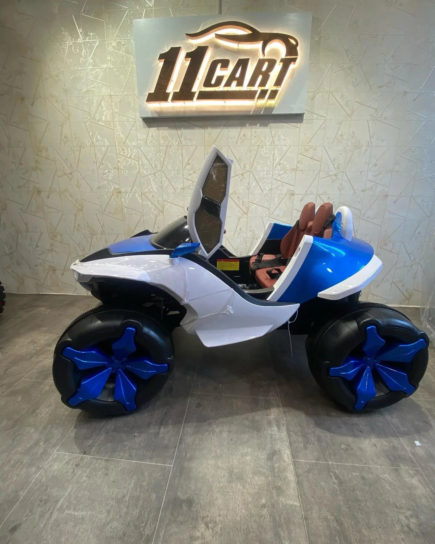 children's electric Car XJL-688 with Remote and Manual Drive | 4 Engines - 11Cart