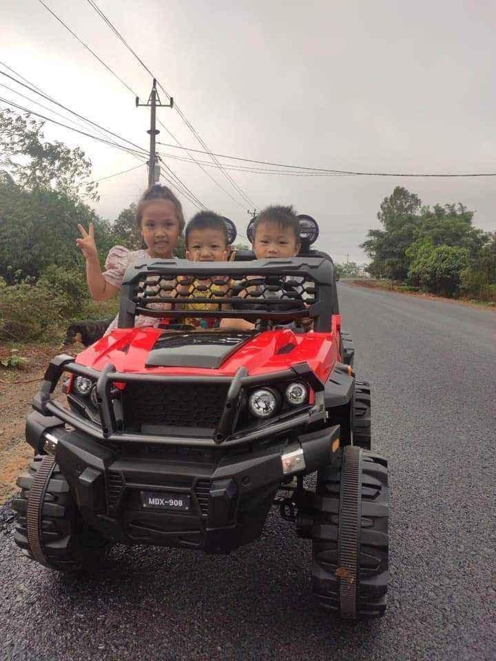 Kids Ride on MDX-888 4×4 Electric Jeep with Remote Control - 11Cart