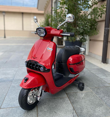 Battery-operated scooter with Vespa design