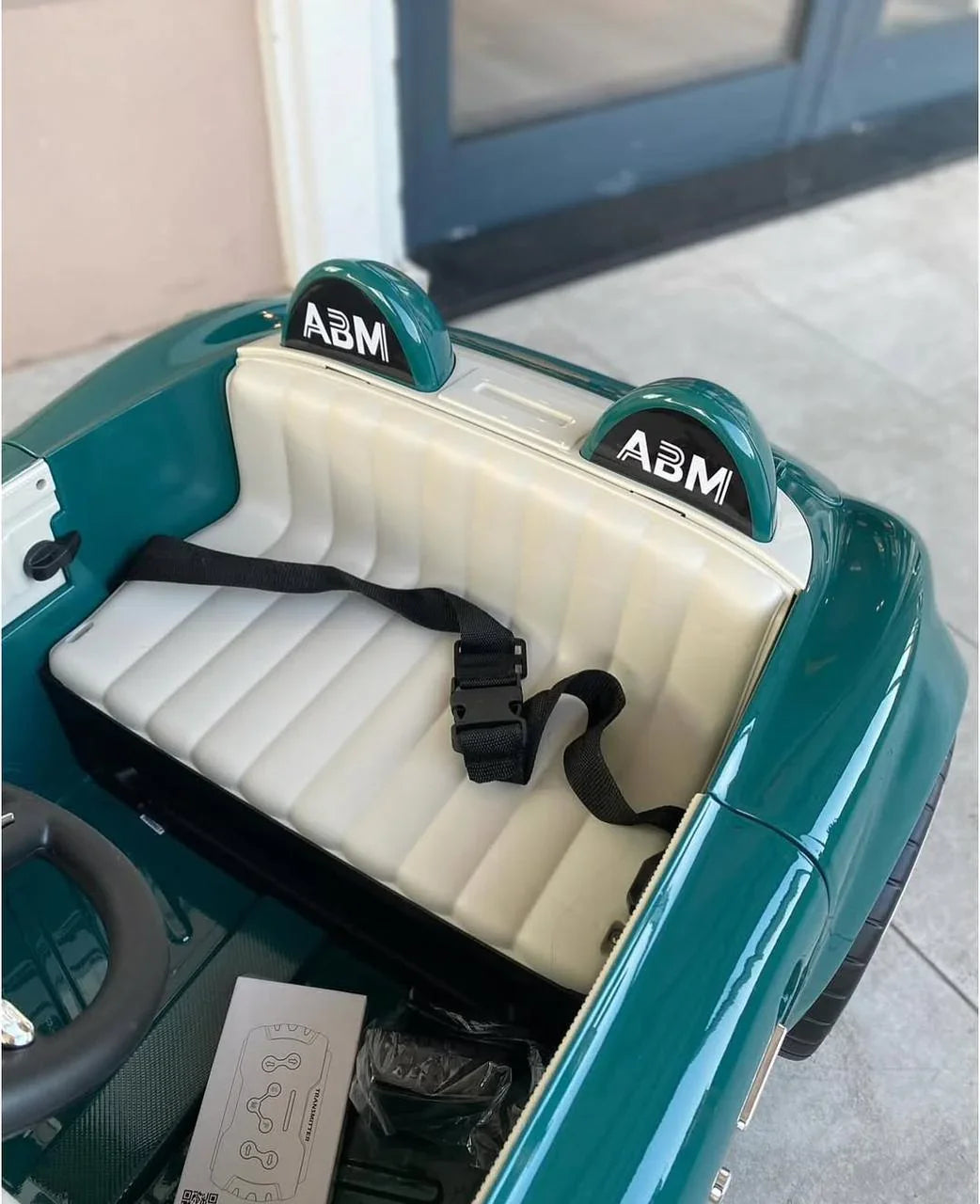 Kids Electric Vintage Mercedez Benz Ride On Sports Car