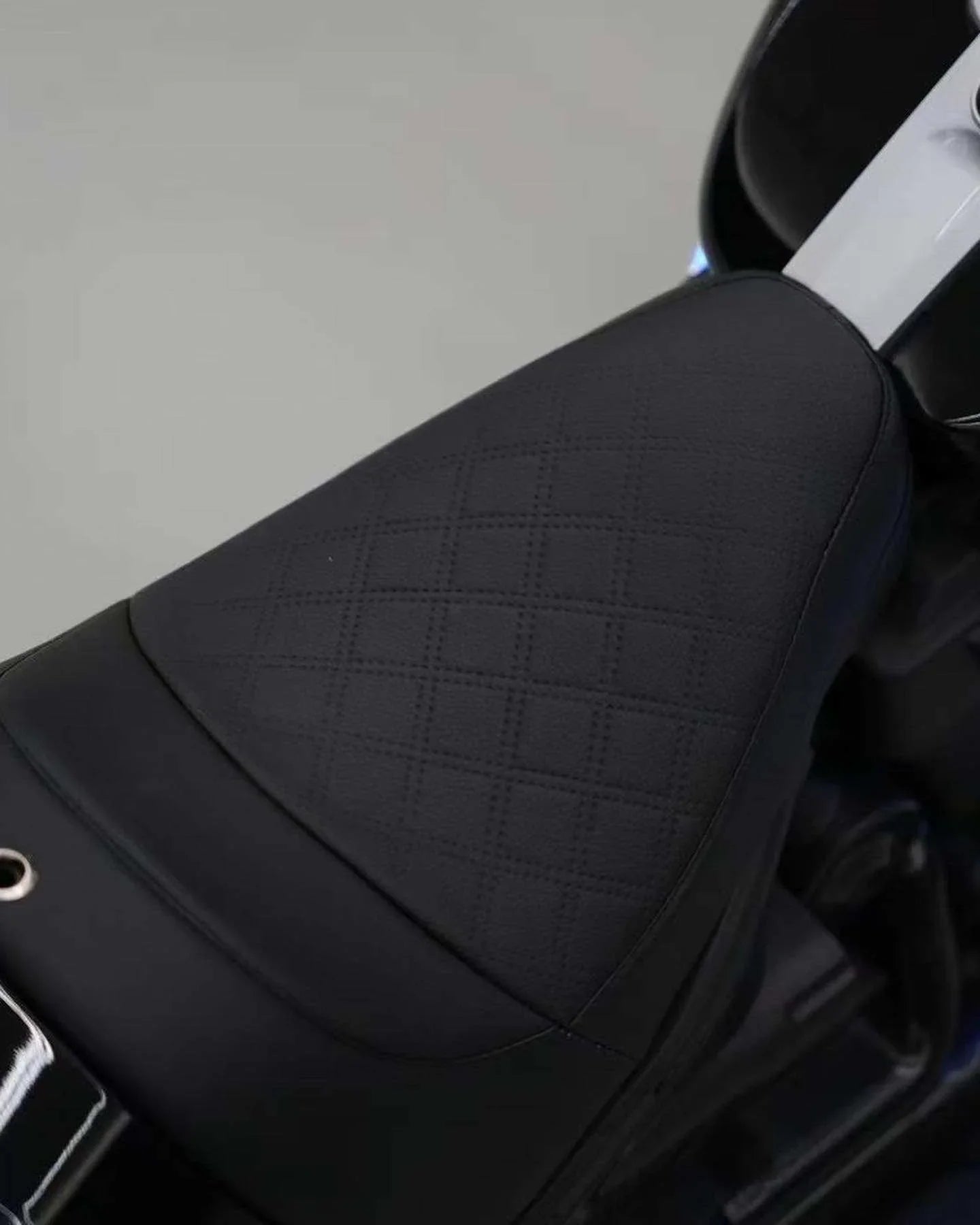 11CART Harley Cruiser Edition – Powerful 12V Kids Electric Ride-On Bike