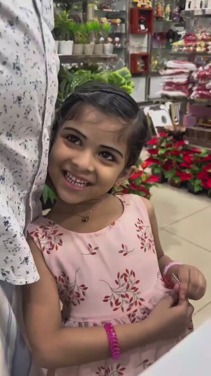 12V Electric Ride-On Vespa Mini for Kids – 3-Wheel Scooty | 11cart