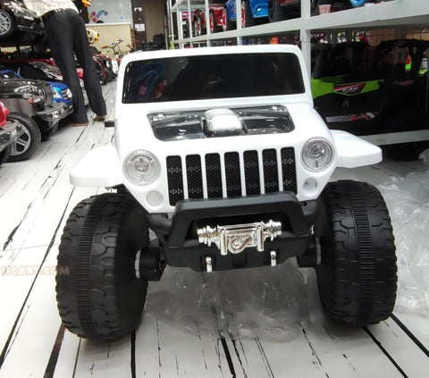 Four Wheel Drive on Stylish Jeep for Childrens with Remote - 11Cart